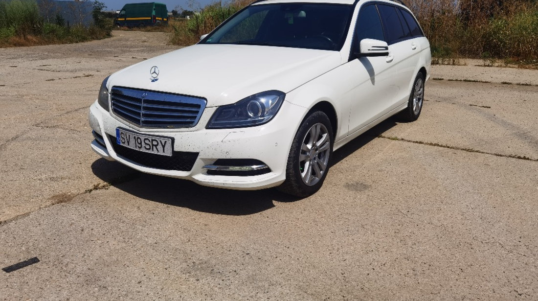 Dezmembrez Mercedes C200 cdi w204 facelift