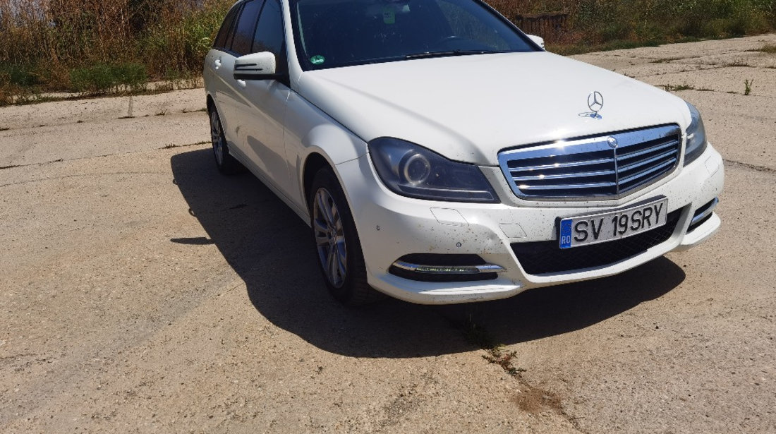 Dezmembrez Mercedes C200 cdi w204 facelift