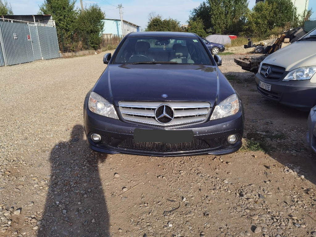 Dezmembrez Mercedes C220 cdi w204 AMG 2007 Delphi euro 4