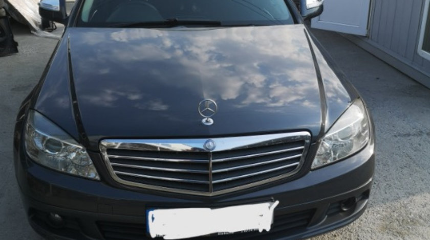 Dezmembrez Mercedes c220 cdi w204 euro 4 injectie delphi om 646