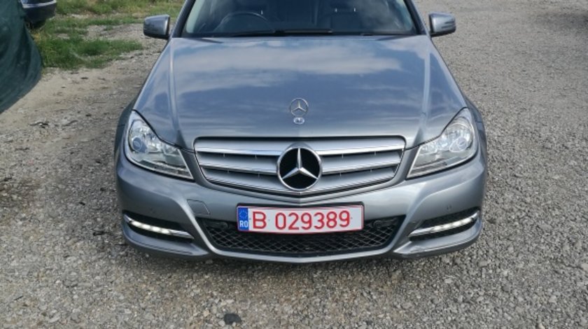 Dezmembrez Mercedes C220 cdi w204 facelift 2011-2014