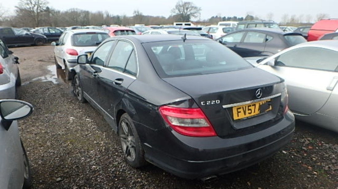 Dezmembrez Mercedes C220 (W204), 2.2cdi