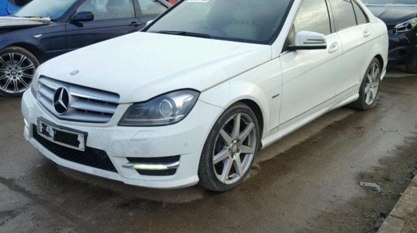 Dezmembrez Mercedes C220 (W204) facelift