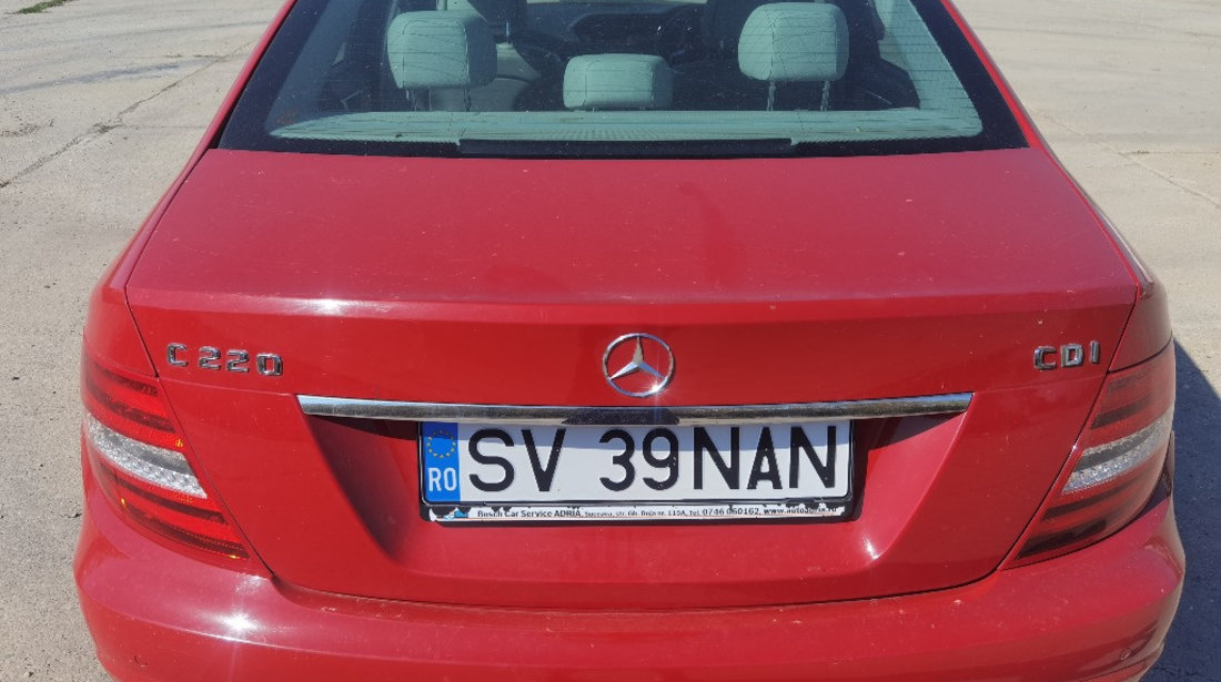 Dezmembrez Mercedes C220 W204 facelift