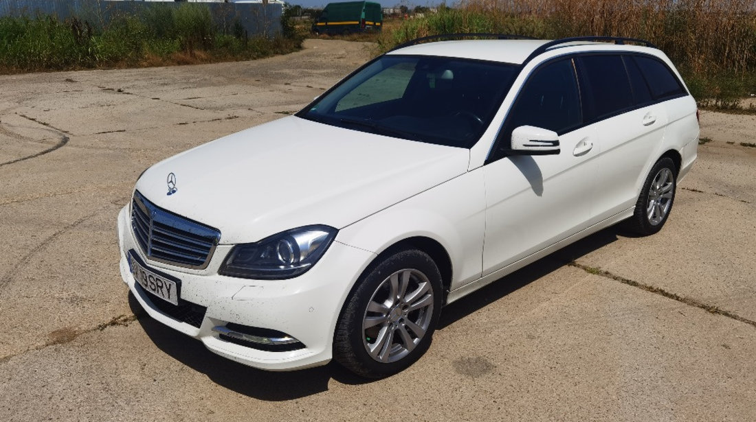 Dezmembrez Mercedes C250 cdi w204 facelift