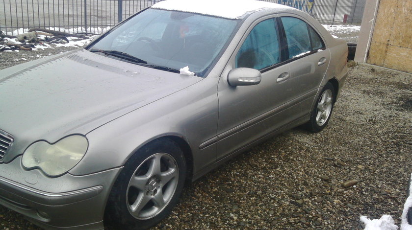 Dezmembrez Mercedes C270 CDI 2004 W203,2.7CDi