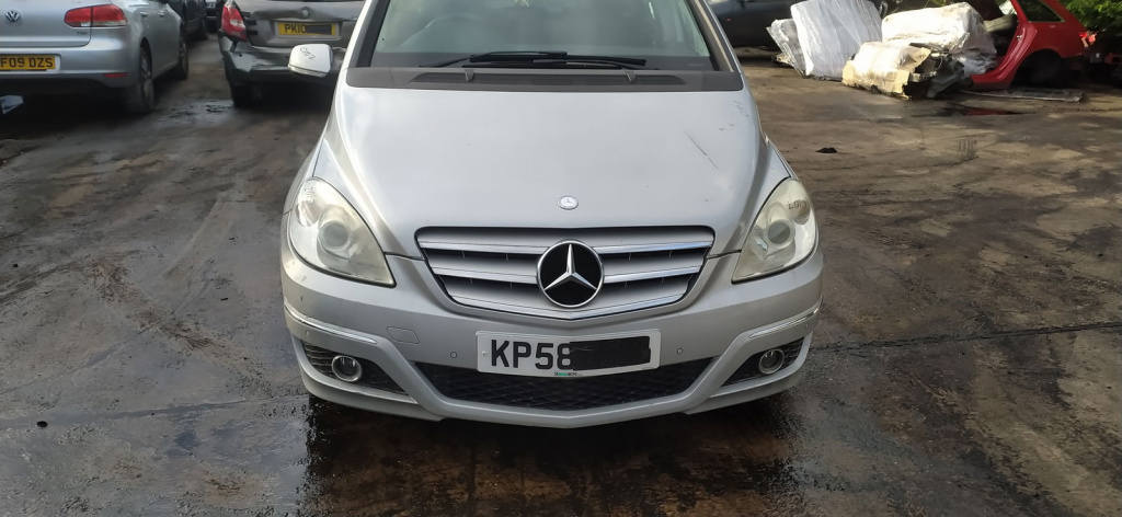 Dezmembrez Mercedes Clasa B (W245) [Fabr 2005-2011]