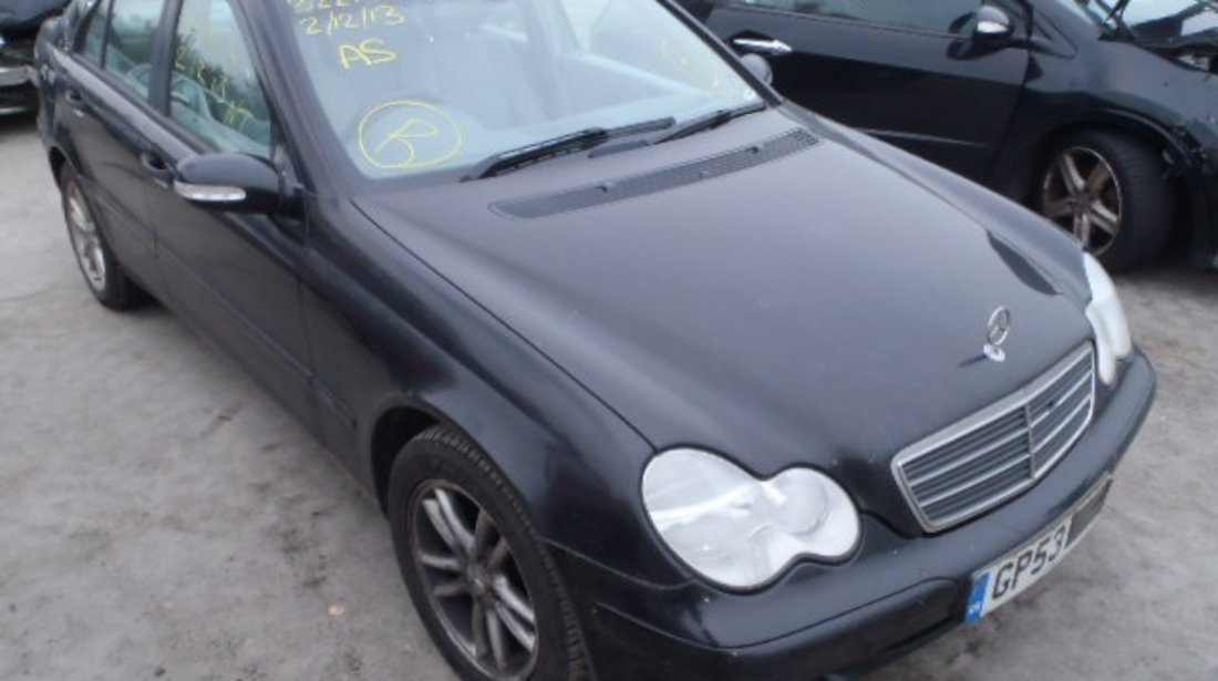 Dezmembrez Mercedes Clasa C (W203), 2.0cdi