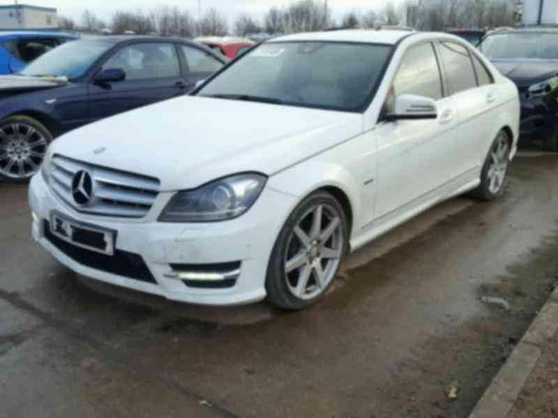 Dezmembrez Mercedes Clasa C (W204) toate motorizarile (2.2 CDI)