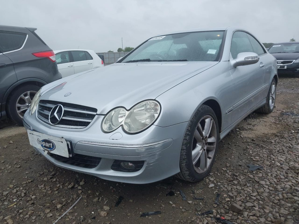Dezmembrez Mercedes Clasa CLK (C209) [Fabr 2002-2009]