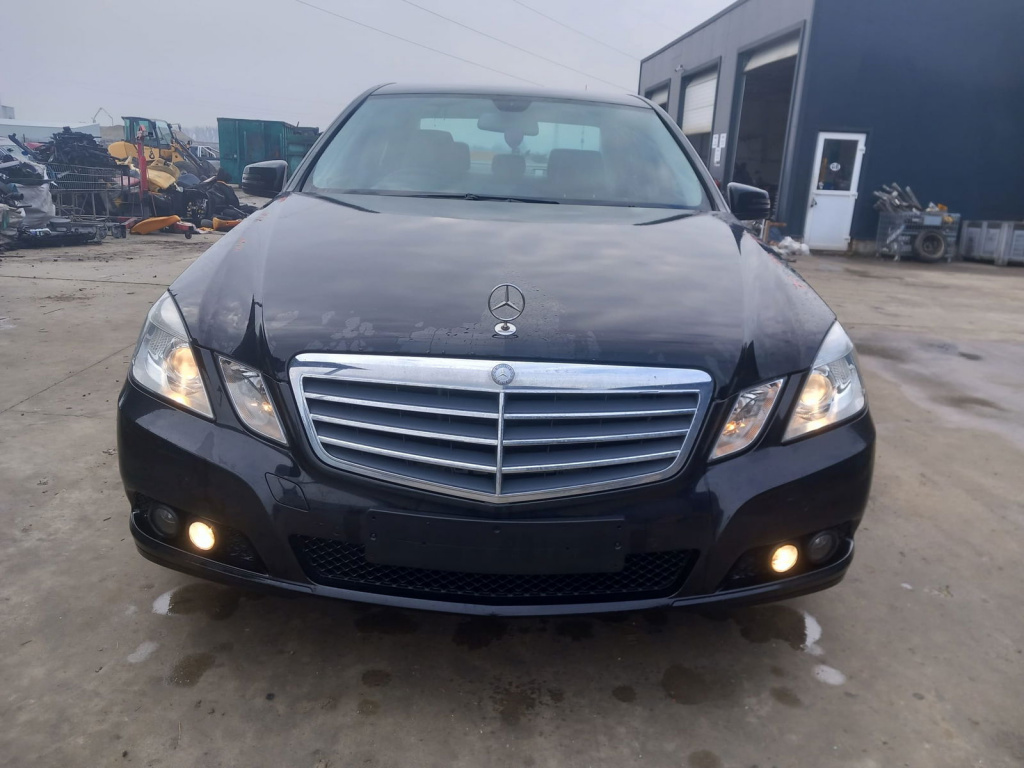 Dezmembrez Mercedes Clasa E (W212) [Fabr 2009-2016]