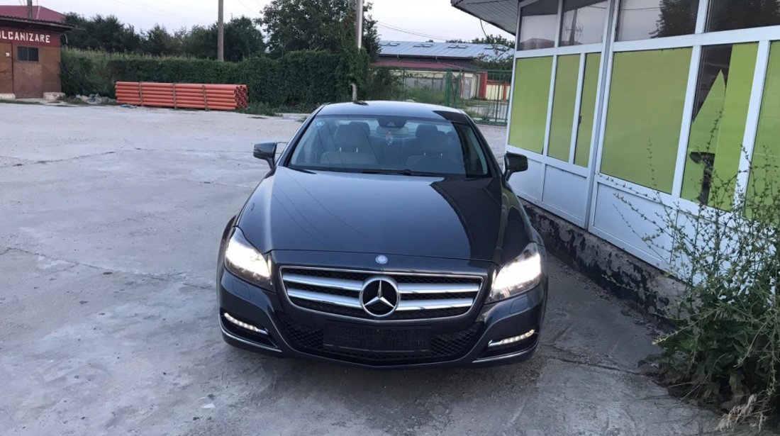 Dezmembrez Mercedes CLS 350 cdi w218 4 matic