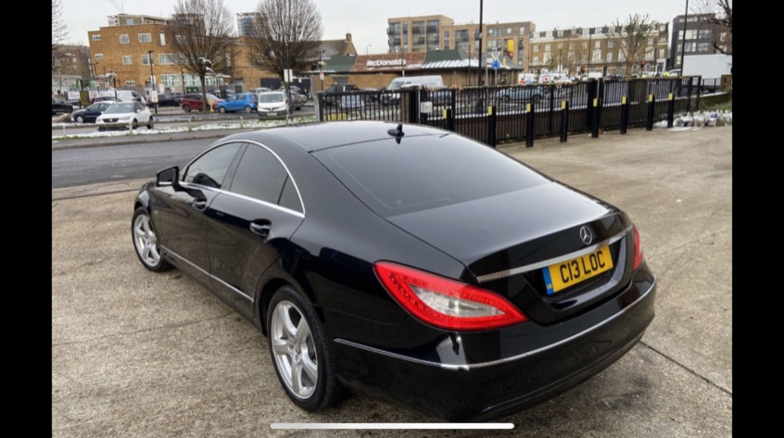 Dezmembrez Mercedes cls w218 350