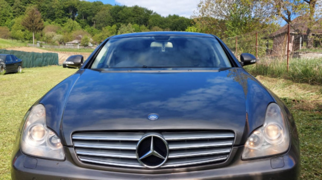 Dezmembrez Mercedes CLS W219 320CDI V6 culoare: Indiu gray metallic 963U
