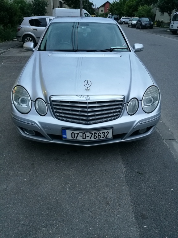 Dezmembrez Mercedes E clasa w211 facelift