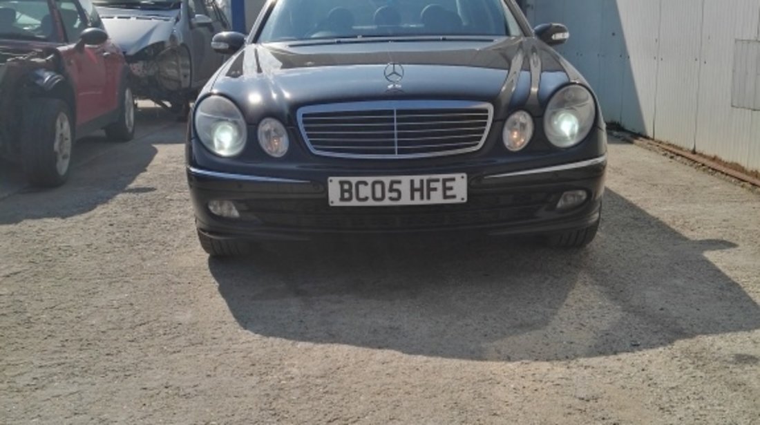 Dezmembrez Mercedes E class 3.0 v6 w211