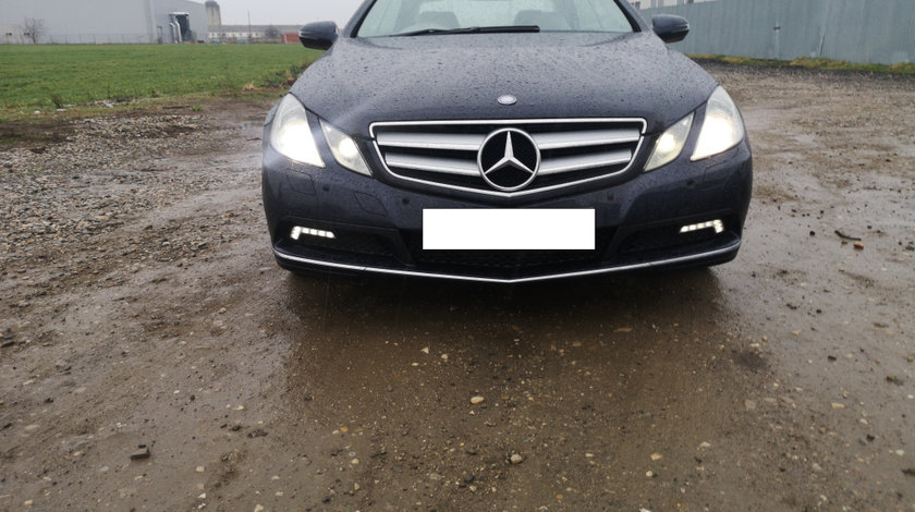 Dezmembrez Mercedes E class coupe c207 e250 cdi