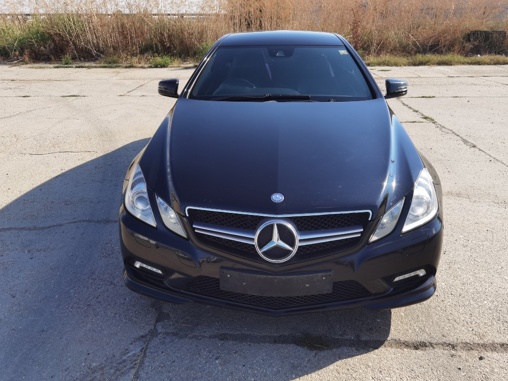 Dezmembrez Mercedes E-CLASS coupe C207 W207 2012 AMG W207