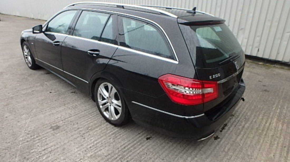 Dezmembrez Mercedes E-class (S212), 2.0cdi, orice piesa!