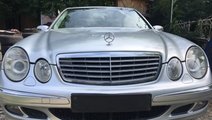 Dezmembrez mercedes E class w211 2006