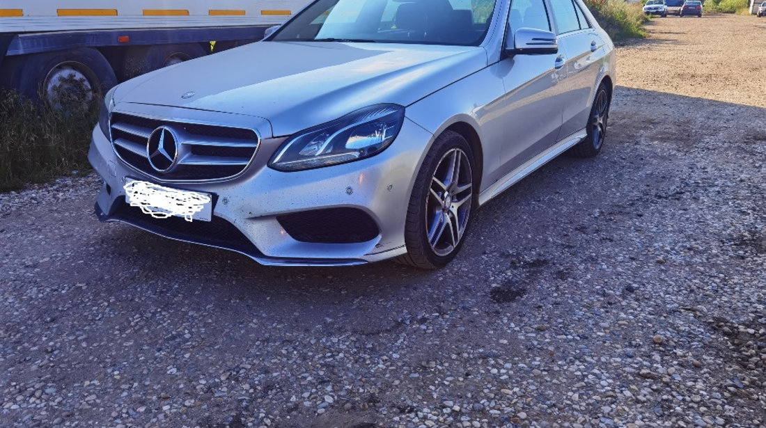 Dezmembrez Mercedes E-CLASS W212 2015 Berlina FACELIFT E300 bluetec hybrid