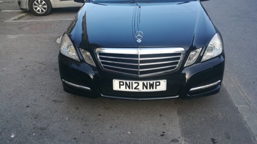 Dezmembrez Mercedes E class w212