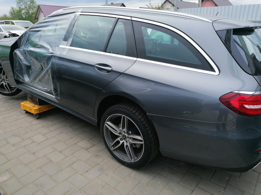 Dezmembrez Mercedes E Class W213, 2.0cdi, an 2017 2018
