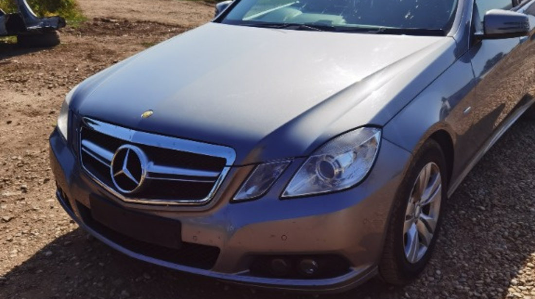 Dezmembrez Mercedes E200 cdi w212