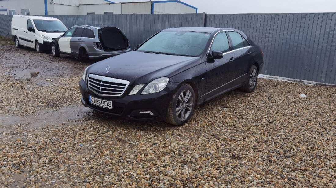 Dezmembrez Mercedes E200 cdi w212