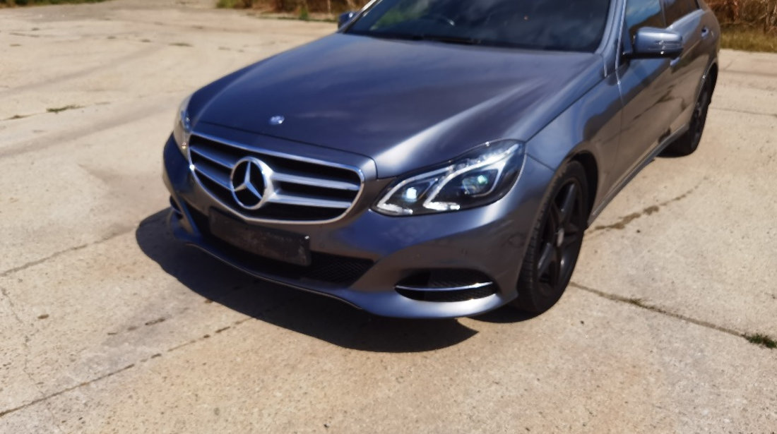 Dezmembrez Mercedes E220 cdi facelift ILS w212