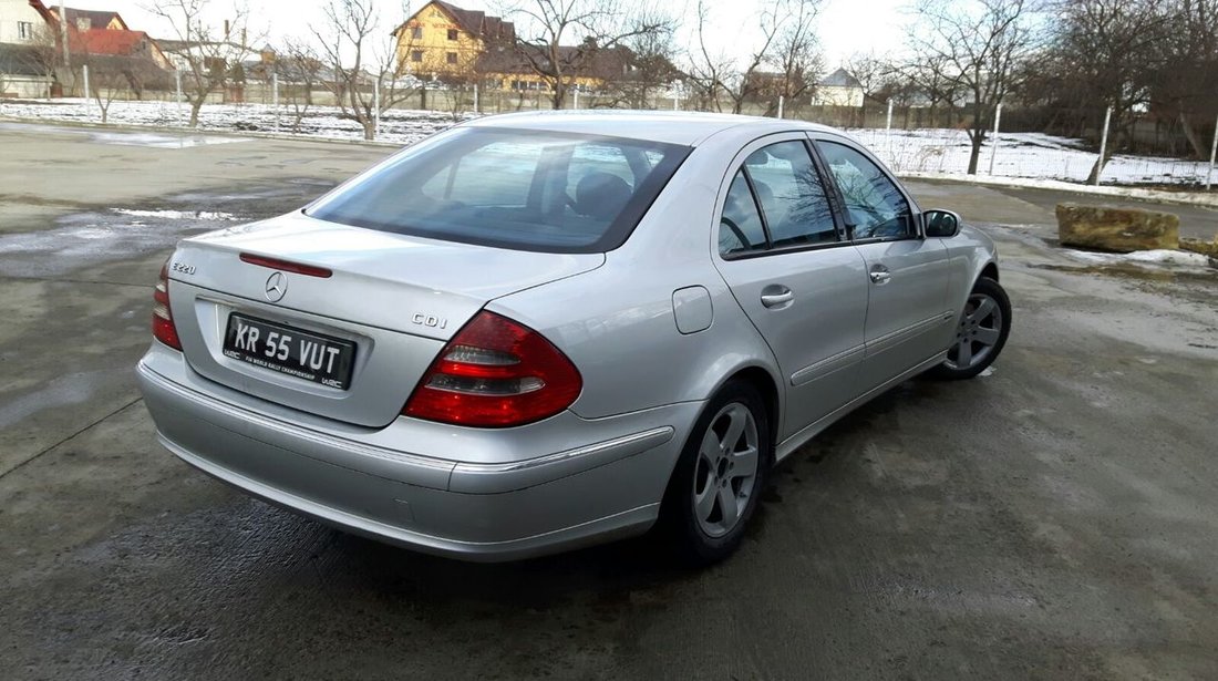 Dezmembrez Mercedes  E220 CDI W211 cod 646.961 150 CP automat 2006