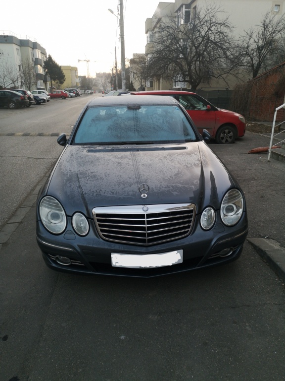 Dezmembrez Mercedes E220 cdi w211 facelift