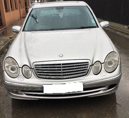 Dezmembrez Mercedes E220 CDI W211 TIP 646