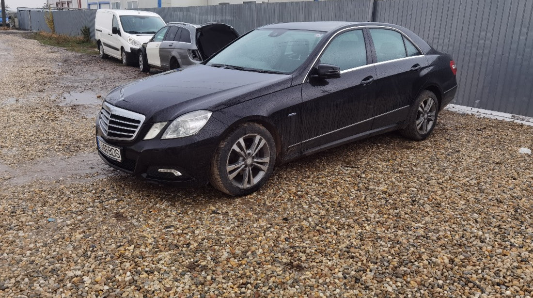 Dezmembrez Mercedes E220 cdi w212