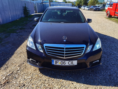 Dezmembrez Mercedes E220 w212 amg
