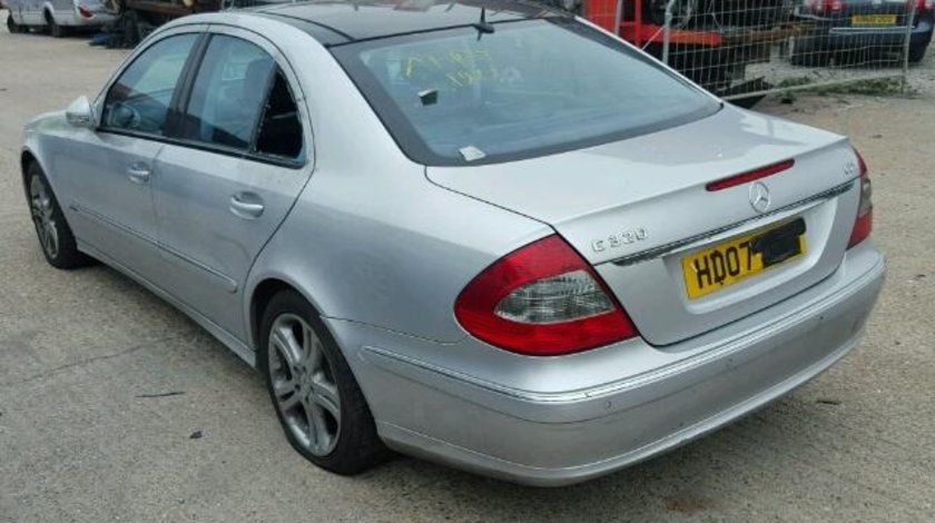 Dezmembrez Mercedes E320 3.0cdi