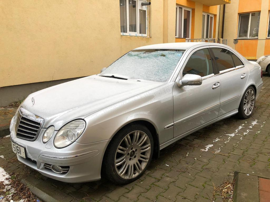 Dezmembrez Mercedes E320 cdi 3.0 v6 w211 facelift