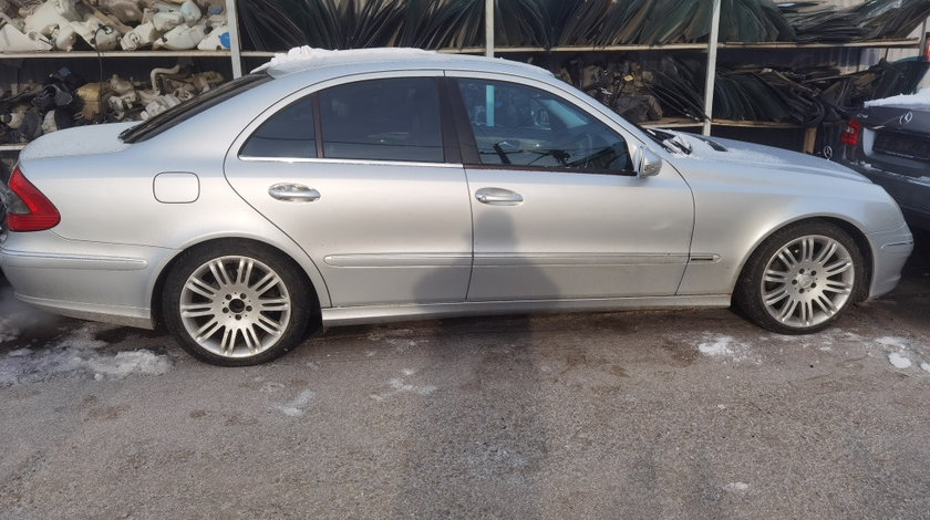 Dezmembrez Mercedes E320 cdi w211 facelift