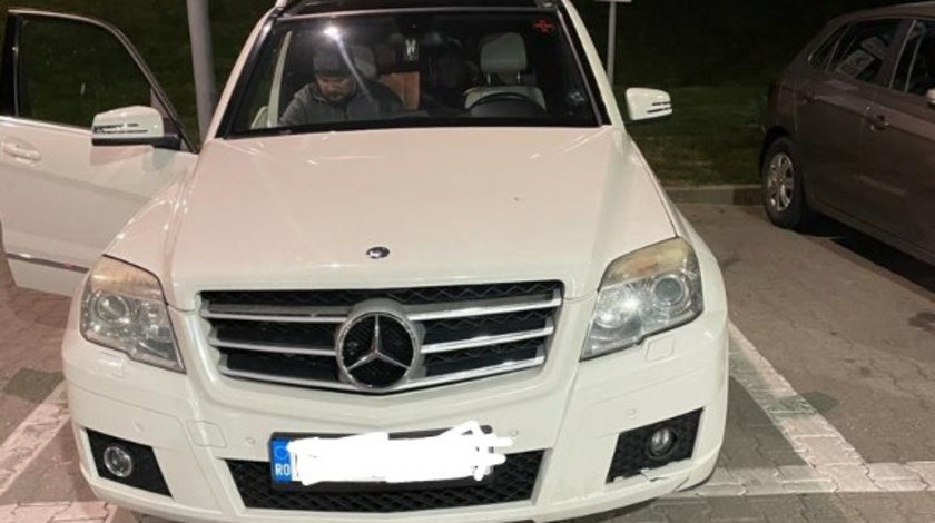 Dezmembrez Mercedes GLK X204