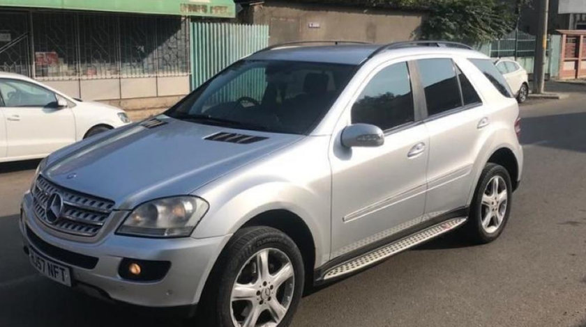 Dezmembrez Mercedes ml w164 motor 3.0 d 4matic