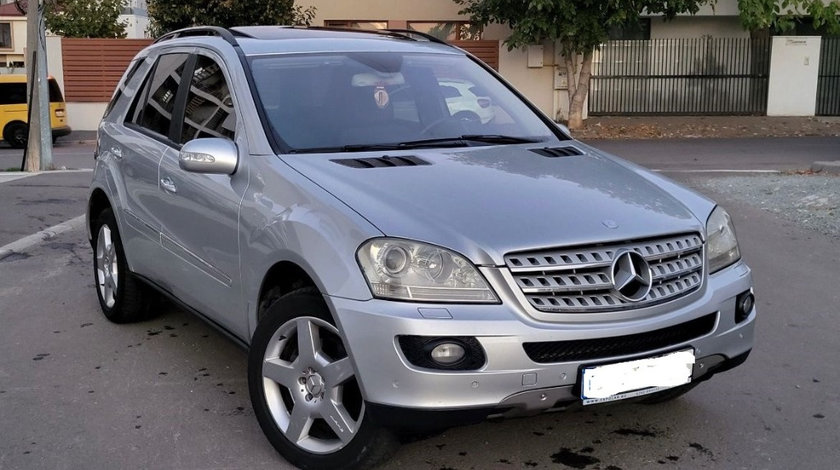 Dezmembrez MERCEDES ML W164 MOTOR 3,0 EURO 4