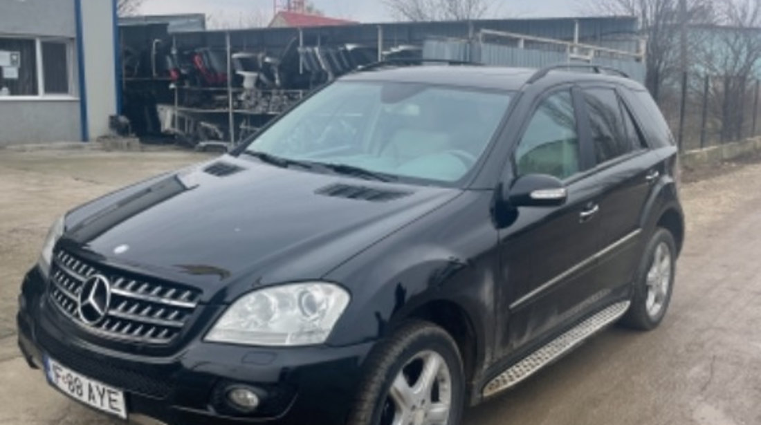 Dezmembrez Mercedes Ml w164