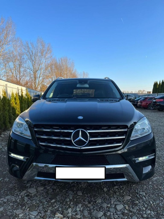 Dezmembrez Mercedes ML w166 BlueTEC 4MATIC COD MOTOR 651