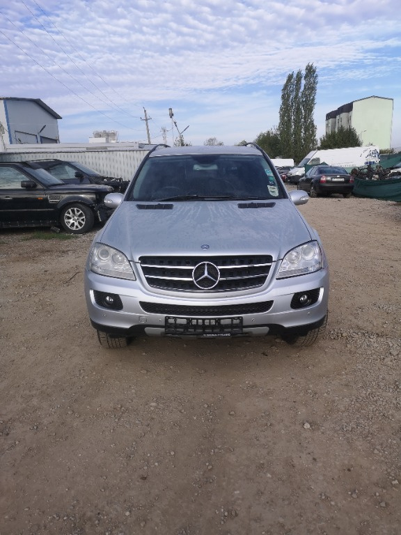 Dezmembrez mercedes ML280 CDI W164