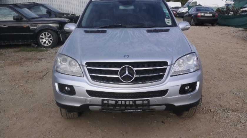 Dezmembrez mercedes ML280 CDI W164