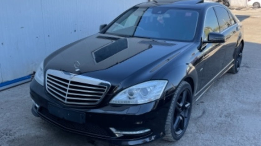 Dezmembrez Mercedes S class 2013 e 221 facelift AMG