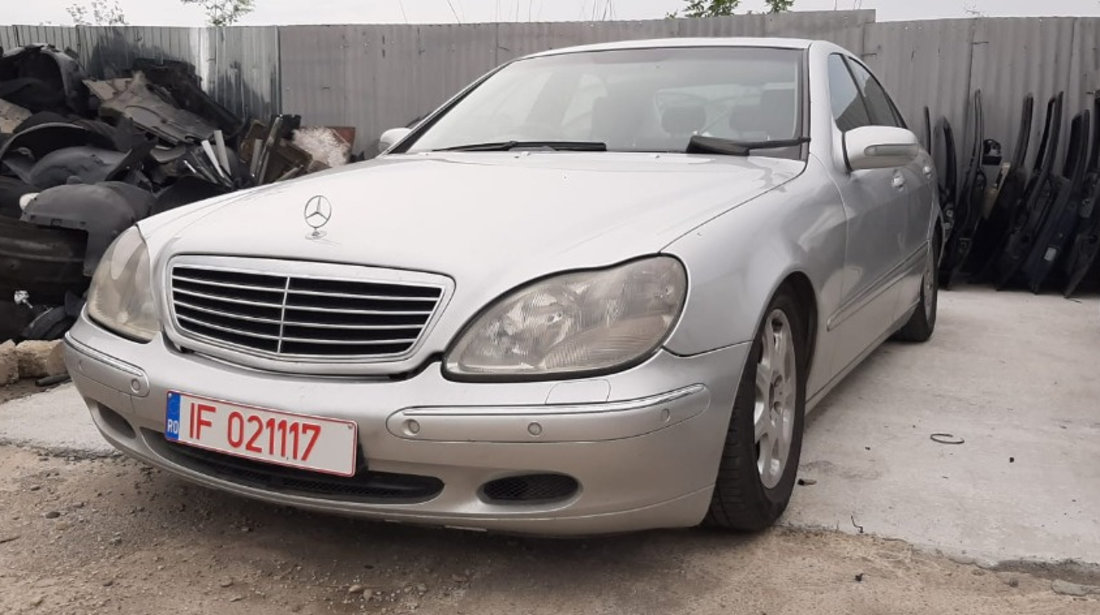 Dezmembrez Mercedes S -CLASS W220 350 BENZINA