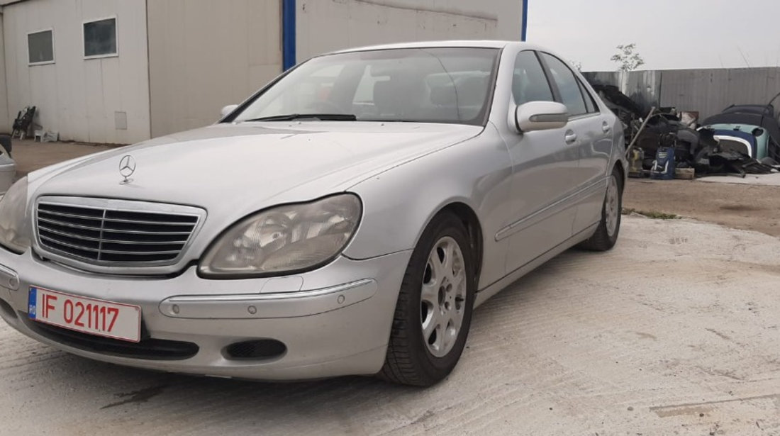 Dezmembrez Mercedes S -CLASS W220 350 BENZINA