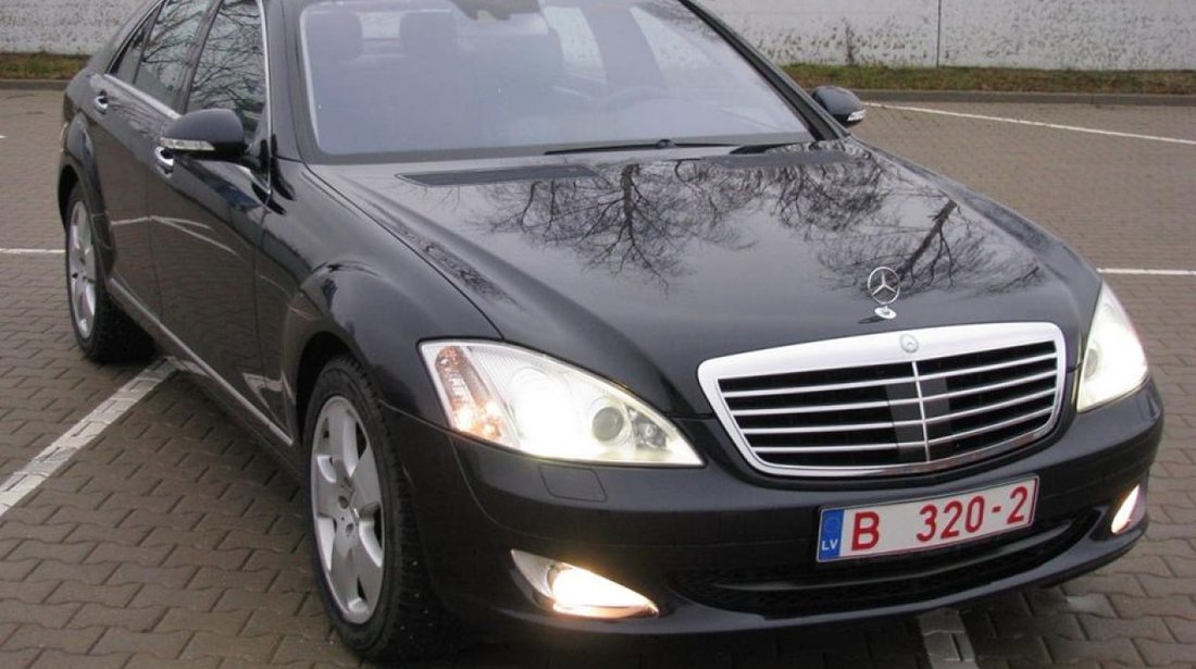 Dezmembrez Mercedes S class W221 3.0 diesel 3.5 benzina