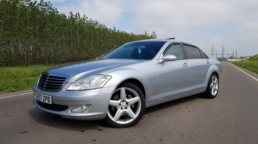 Dezmembrez Mercedes S320 cdi w221